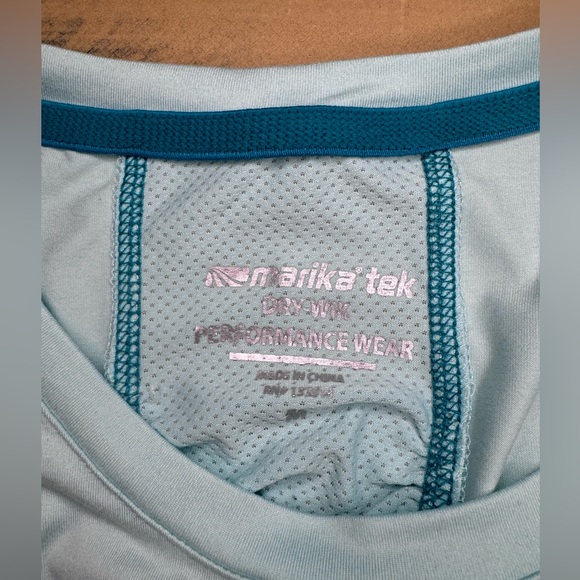 Athletic top - Picture 5 of 9